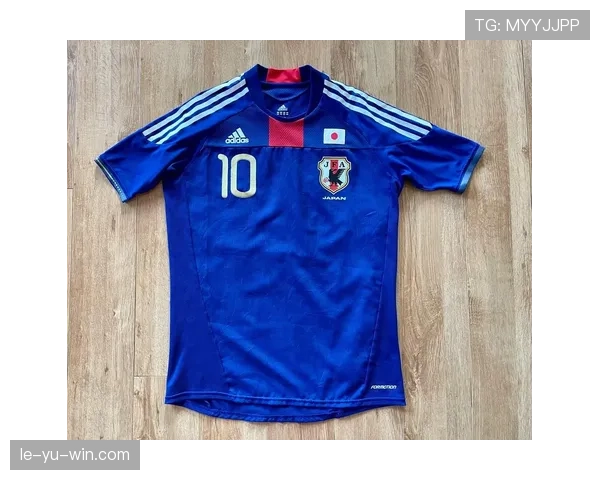 日本国家队强势晋级世界杯16强，状态回暖引关注