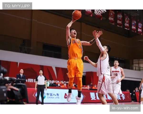 根特锋线火力全开，连胜势头助推球队强势冲击冠军