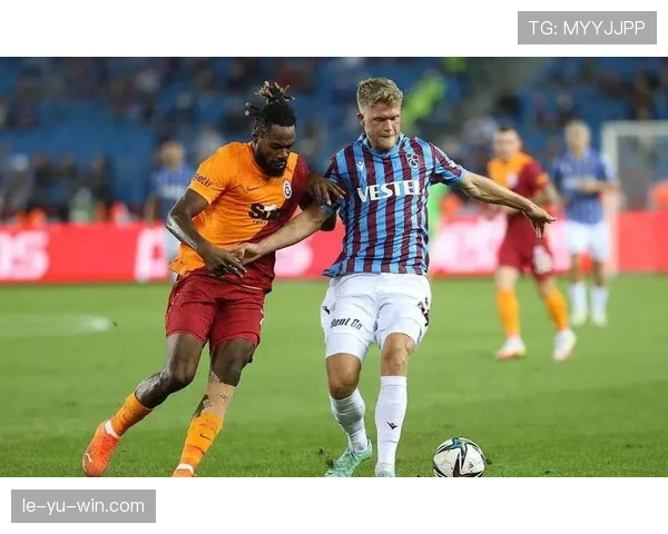 佛罗伦萨阵容深度提升，球队新援状态回暖备受关注