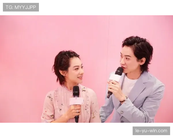 刘璇私下居然这样，和赛场上判若两人，得亏没人拍到才怪